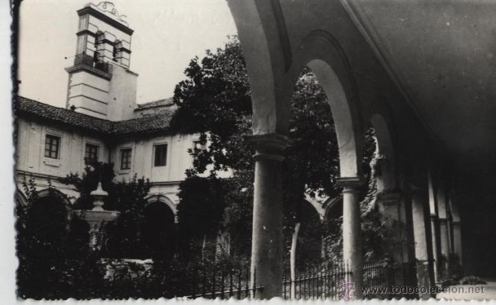Fotograf&iacute;a antigua: Patio interior