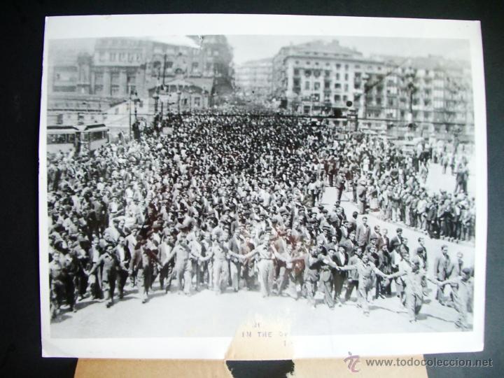 Antique Photography: 1936-FUNERALES EN SAN SEBASTI&Aacute;N. GUERRA CIVIL ESPA&Ntilde;A.FOTO ORIGINAL GRANDE 23x18 cm
