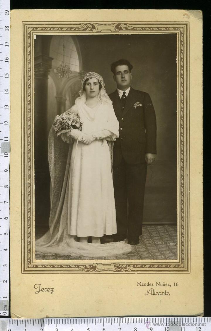 Fotograf&iacute;a antigua: ANTIGUA FOTOGRAFIA DE BODA SOBRE CARTON