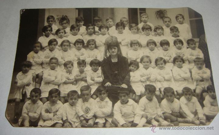 Fotograf&iacute;a antigua: Foto Postal Antigua &middot; Grupo Escolar Infantil &middot; C&aacute;diz &middot; ca. 1910&ndash;1930