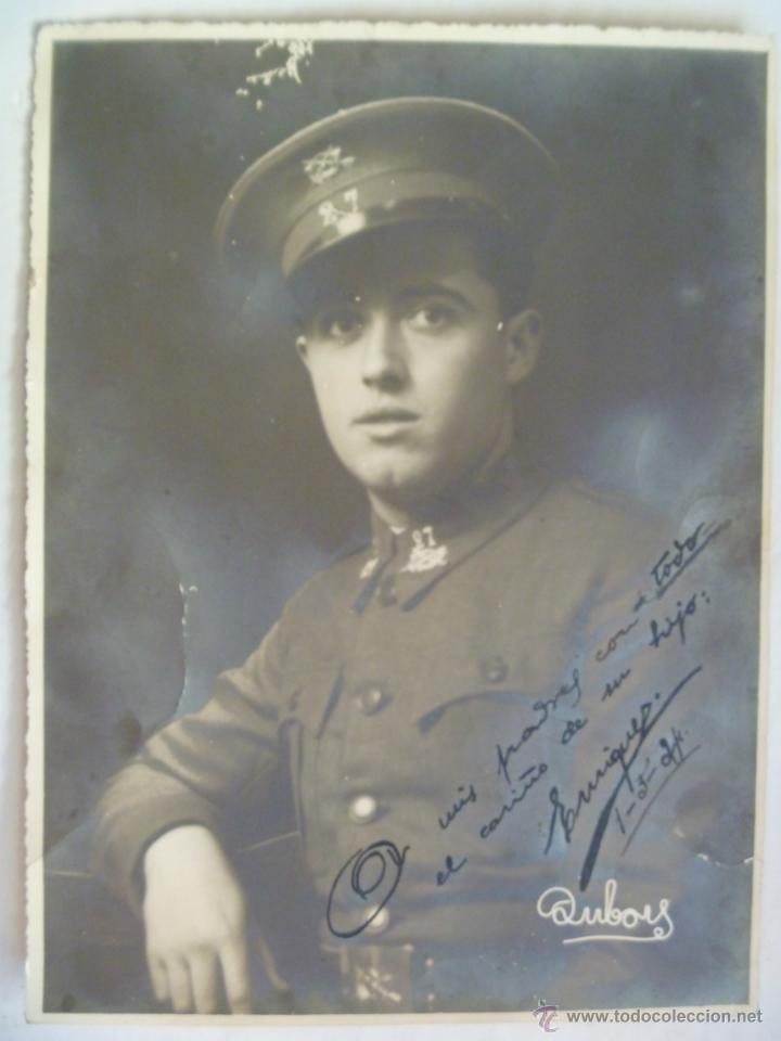 Fotograf&iacute;a antigua: REPUBLICA : MILITAR DE INFANTERIA , REGIMIENTO N&ordm; 27 . FOTO: DUBOIS ( FIRMADO), 17 x 23 cm