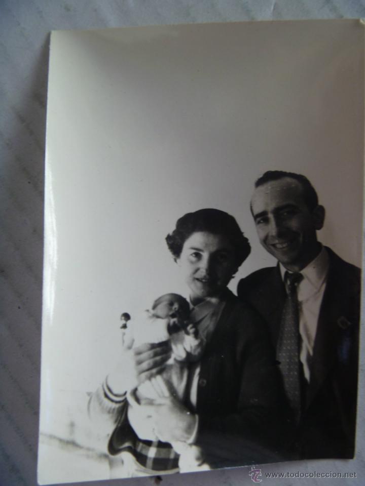 Antique Photography: FOTO DE UNA PAREJA CON SU BEB&Eacute; , A&Ntilde;OS 40