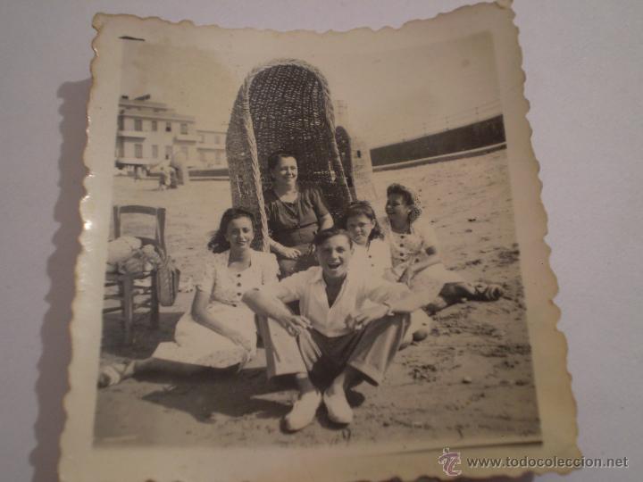 Antique Photography: ANTIGUA FOTOGRAFIA FAMILIAR EN LA PLAYA A&Ntilde;OS 40