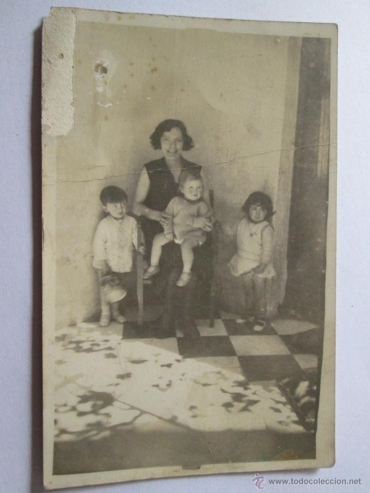 Fotograf&iacute;a antigua: MADRE CON SUS HIJOS - Mother with her children - M&egrave;re avec ses enfants