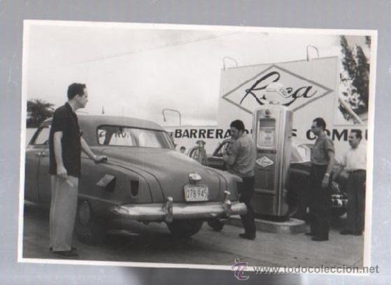 Fotograf&iacute;a antigua: CUBA. INAUGURACION DE GASOLINERA RECA. A&Ntilde;OS 50. MEDIDAS: 18 X 12. FOTO MIGUEL LA VILLA