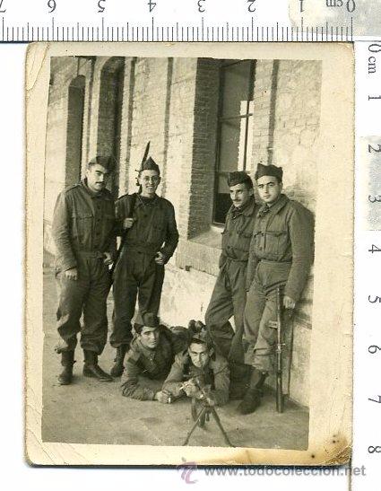 Photographie ancienne: FOTOGRAFIA MILITAR, SOLDADOS CON FUSILES Y AMETRALLADORA