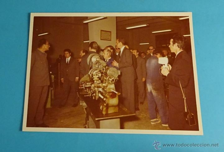 Fotograf&iacute;a antigua: FOTOGRAF&Iacute;A S.M. EL PRINCIPE JUAN CARLOS. FORMATO 17,5 X 13 CM.
