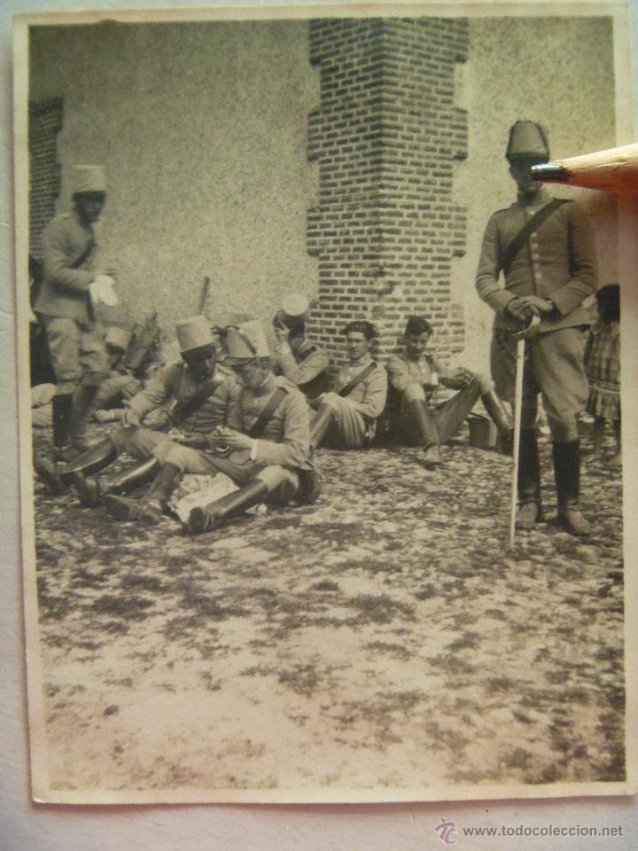 Fotograf&iacute;a antigua: CADETES DE LA ACADEMIA DE CABALLERIA , CON CHAC&Oacute; Y SABLE