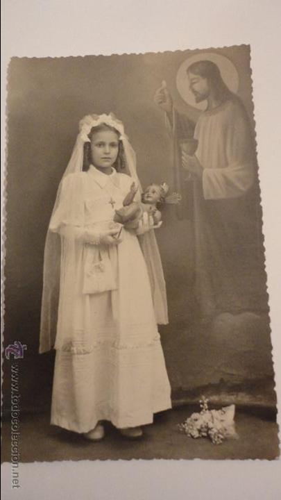 Alte Fotografie: ANTIGUA FOTOGRAFIA DE NI&Ntilde;A EN PRIMERA COMUNION.SEVILLA.1949.