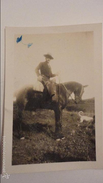Fotografia antica: ANTIGUA FOTOGRAFIA DE JINETE A CABALLO.LA VEGA.SEVILLA? 1932