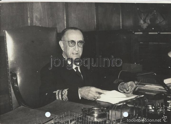 Alte Fotografie: EXCMO. SR. ALMIRANTE D. ADOLFO BATURONE COLOMBO. MINISTRO DE LA MARINA DE 1969 A 1973.