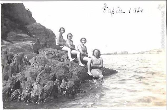 Antique Photography: Foto Familiar Asturias,Tapia de Casariego,a&ntilde;os treinta,es la foto que se v&eacute;