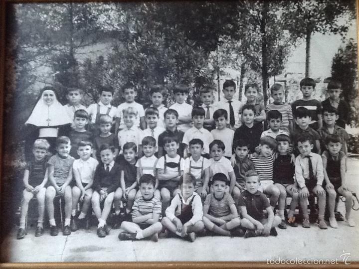 Fotografia antiga: FOTOGRAF&Iacute;A GRUPO DE ALUMNOS DE UN COLEGIO DE MADRID