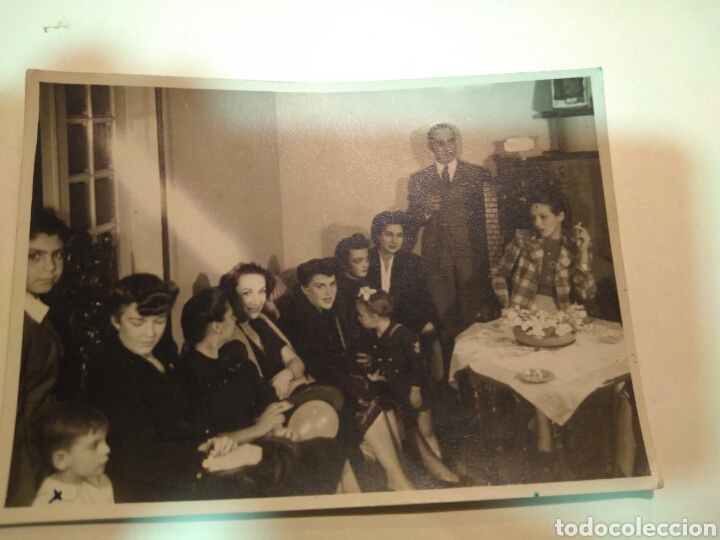 Fotografia antiga: CELEBRACI&Oacute;N FAMILIAR CON NI&Ntilde;OS A&Ntilde;OS 40