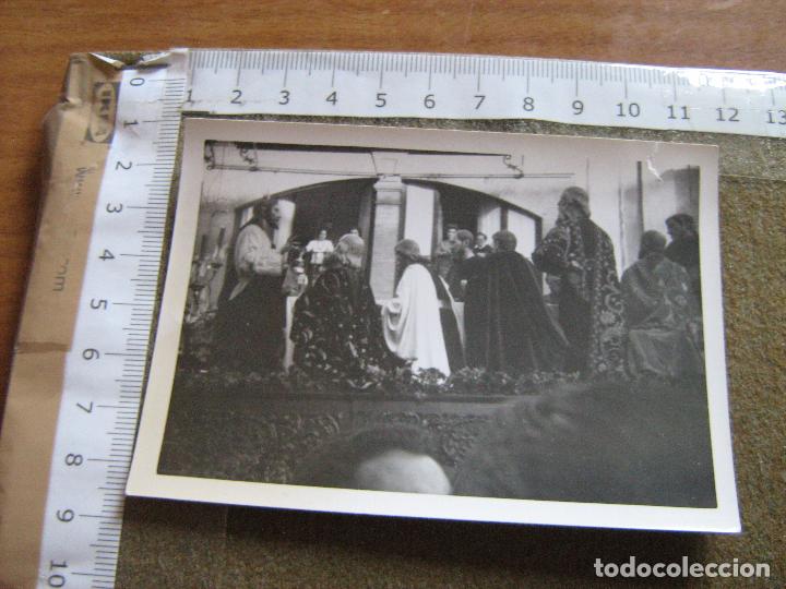 Antique Photography: FOTOGRAFIA DE SEMANA SANTA SEVILLA - ANTIGUO MISTERIO DE LA HERMANDAD DE LA CENA