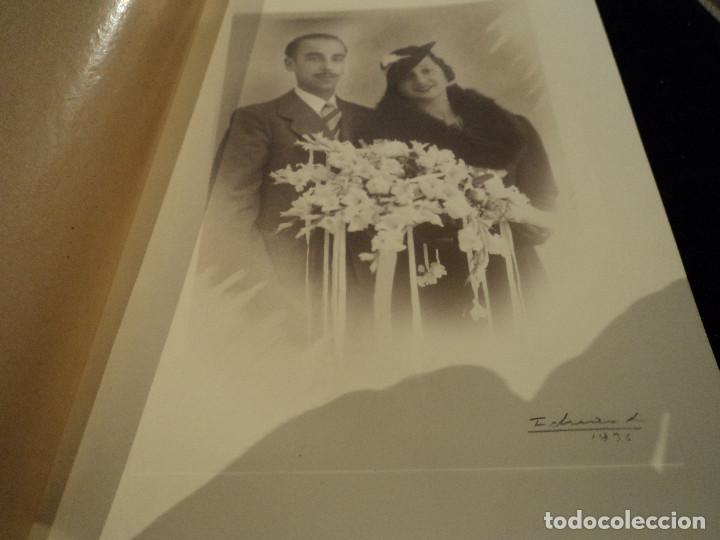 Fotograf&iacute;a antigua: antigua fotografia de boda muy bien conservada del a&ntilde;o 1936 con funda protectora 23 x 17 cm