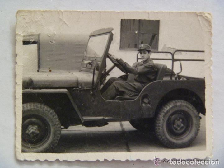 foto de militar con ropa de faena en un jeep . - Buy Photomechanic  photographs on todocoleccion