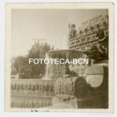 Fotografía antigua: FOTO ORIGINAL BARCELONA PLAZA CATALUNYA PUBLICIDAD DOMECQ ARQUITECTURA DESAPARECIDA AÑO 1946