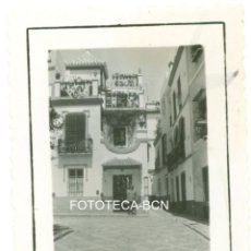 Fotografía antigua: FOTO ORIGINAL SEVILLA BARRIO DE SANTA CRUZ - JUNIO DE 1935