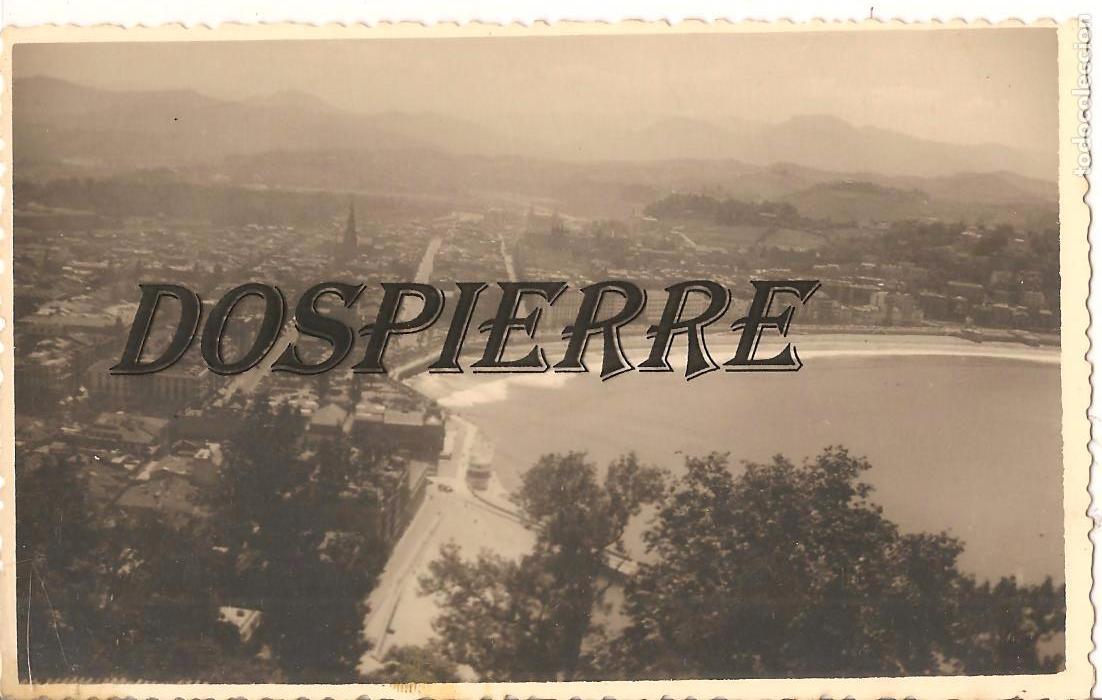 Fotografia antica: FOTO-POSTAL, SAN SEBASTIAN, PLAYA DE LA CONCHA VISTA DESDE ALTO MONTE URGULL, 1942, ORIGINAL