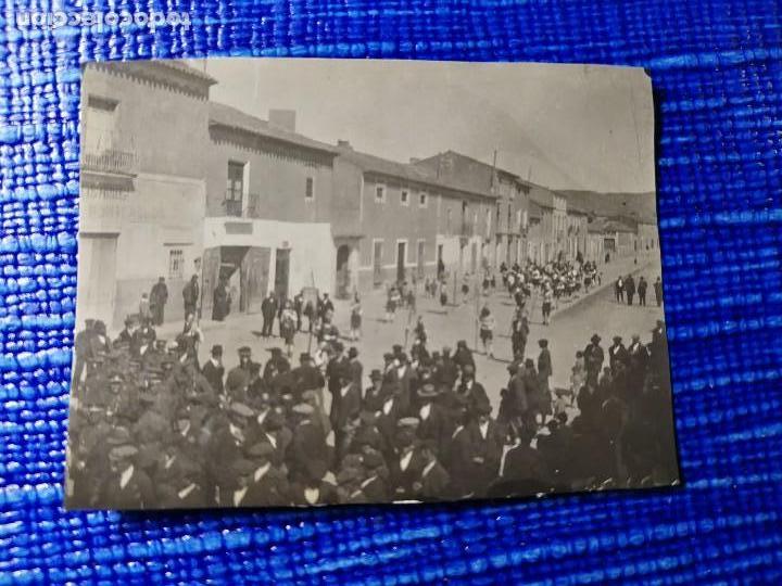 Photographie ancienne: Antigua fotograf&iacute;a. alguna celebraci&oacute;n. lugar sin identificar. foto.