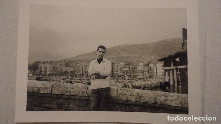 Fotograf&iacute;a antigua: ANTIGUA FOTOGRAFIA.CHICO EN CASTRO URDIALES.A&Ntilde;OS 60