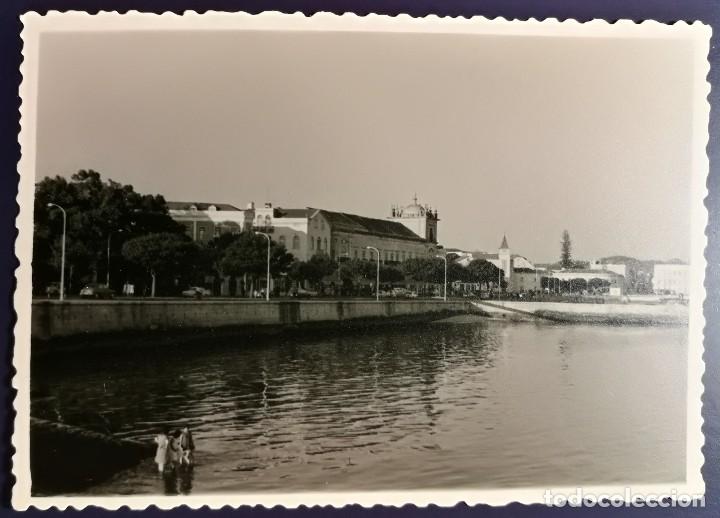 Photographie ancienne: FOTO ANTIGUA ORIGINAL E INEDITA. FIGUEIRA DA FOZ PORTUGAL. FOTOS. A&Ntilde;OS 50. MEDIDAS 102 MM X 72 MM.