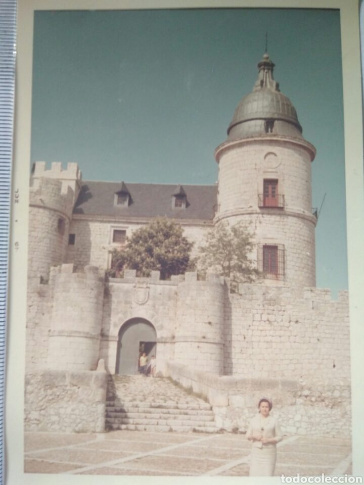 Fotograf&iacute;a antigua: ANTIGUA FOTOGRAFIA JOVEN EN SIMANCAS VALLADOLID.CASTILLO A&Ntilde;OS 60