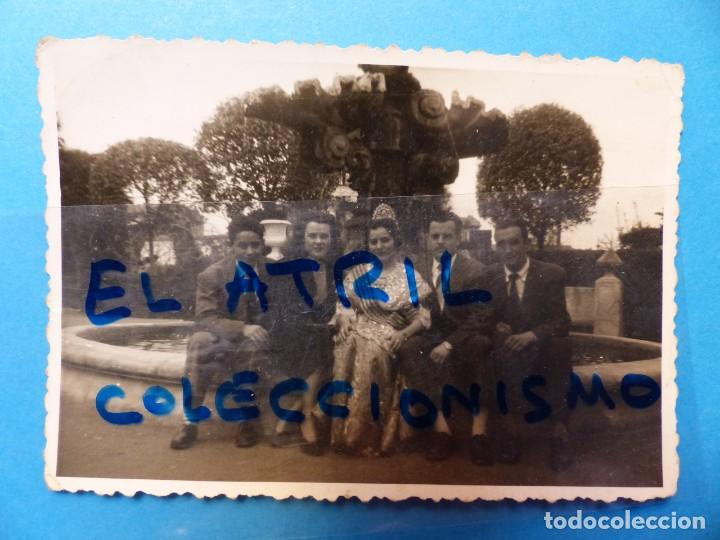 Alte Fotografie: VALENCIA - FALLAS, UNA FALLERA - FOTOGRAFICA - A&Ntilde;OS 1950