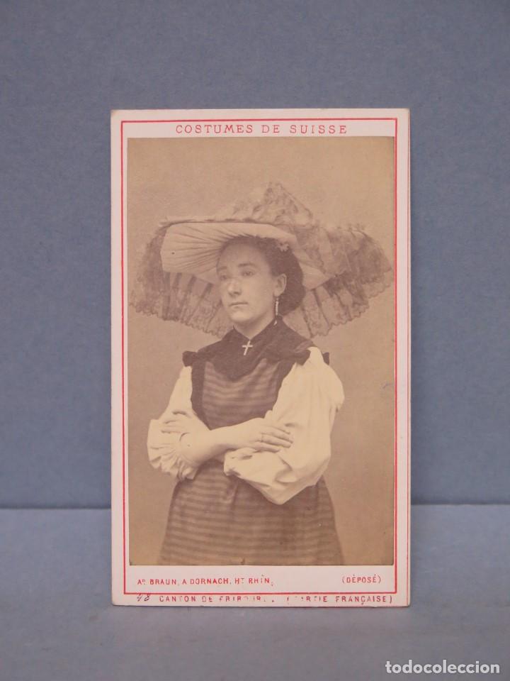 Alte Fotografie: FOTOGRAFIA. MUJER TIPOS SUIZOS. CANTON FRIBOURG. COSTUMES DU SUISSE. AD. BRAUN. HACIA 1870