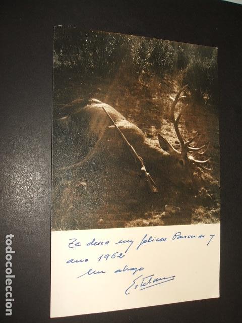 Fotograf&iacute;a antigua: CAZA CIERVO Y ESCOPETA FOTOGRAFIA 11,5 X 17,5 CMTS