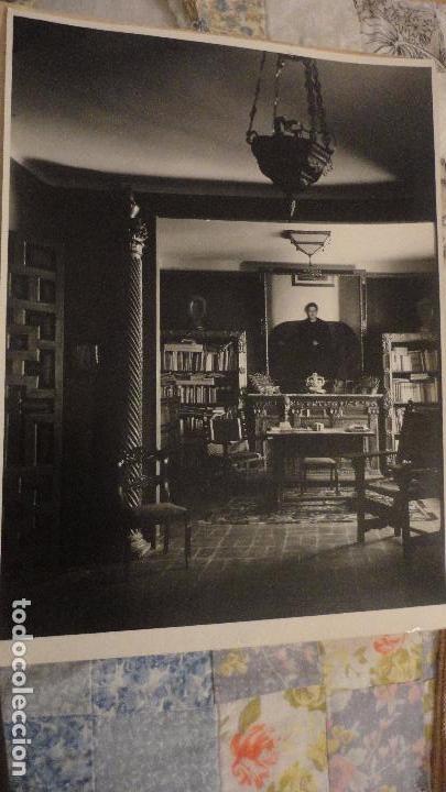 Fotograf&iacute;a antigua: ANTIGUA FOTOGRAFIA.INTERIOR DE ESTUDIO PINTOR ALFONSO GROSSO.FOTO MORENO.SEVILLA 1966
