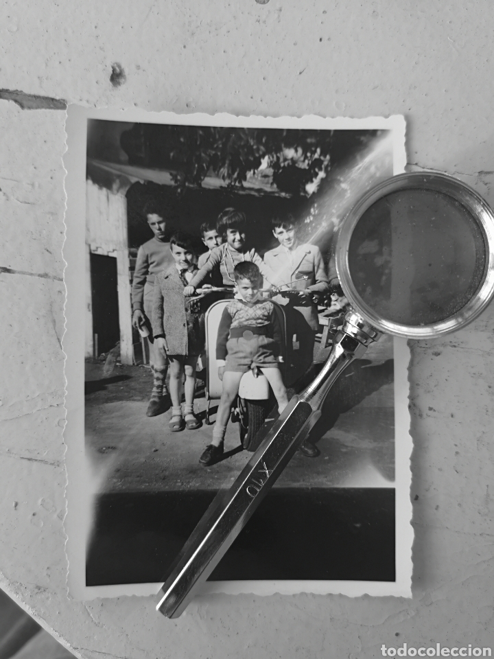 Fotograf&iacute;a antigua: ANTIGUA FOTOGRAFIA NI&Ntilde;OS MONTADOS EN UNA VESPA