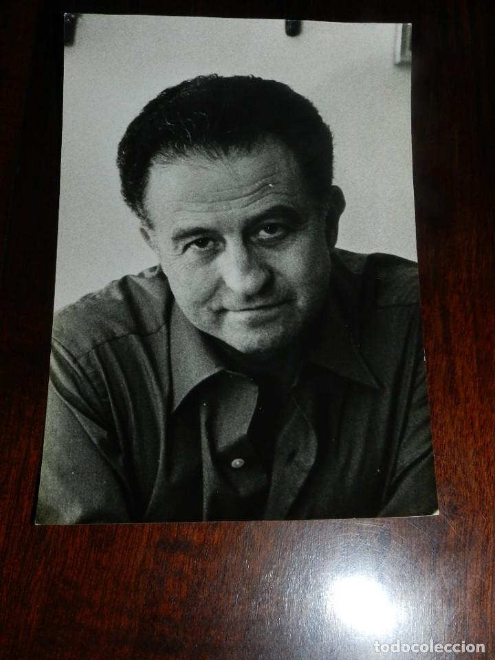 Fotografia antiga: ANTIGUA FOTOGRAFIA DE MANUEL VALLS I GRINA (1920 - 1984) COMPOSITOR Y MUSICOLOGO CATAL&Aacute;N, 16 X 11 CM