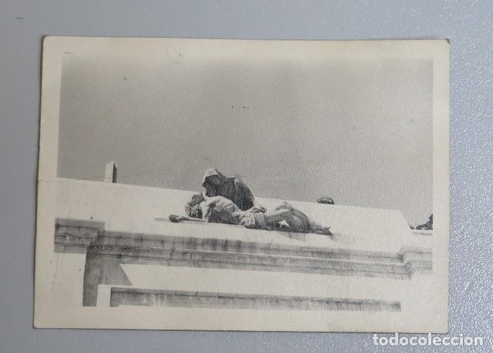 Fotograf&iacute;a antigua: FOTOGRAFIA PIEDAD DE JUAN DE AVALOS. VALLE DE LOS CAIDOS
