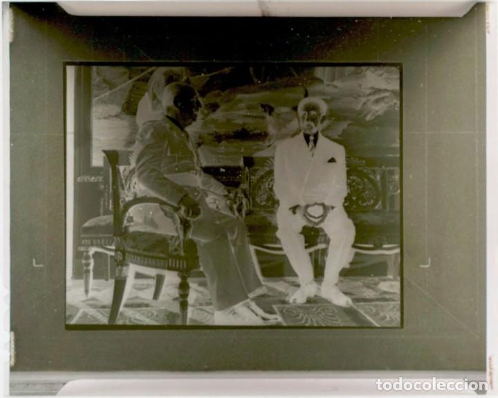 Fotograf&iacute;a antigua: Negativo Visita a Espa&ntilde;a Emperador de Etiop&iacute;a Haile Selassie. Reuni&oacute;n con Franco (1963)