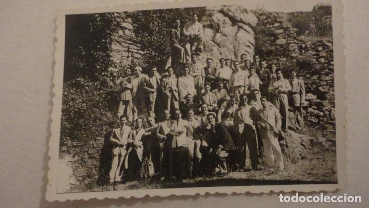 Fotografia antica: ANTIGUA FOTOGRAFIA.ANTIGUOS ALUMNOS SALESIANOS.CASTILLO ARACENA 1951