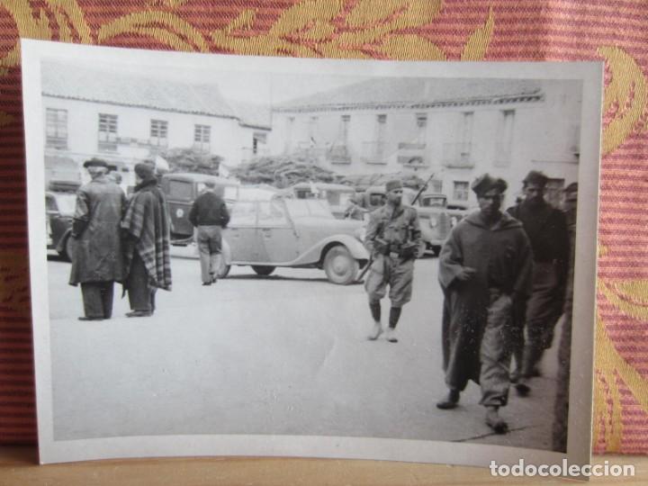 Fotograf&iacute;a antigua: 1937-SOLDADOS PUEBLO O ZONA DE &Aacute;VILA?.GUERRA CIVIL ESPA&Ntilde;A.FRANCO.LEGI&Oacute;N C&Oacute;NDOR.FOTOGRAF&Iacute;A ORIGINAL