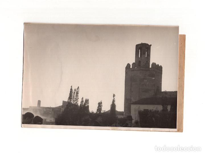 Photographie ancienne: BADAJOZ.- SILUETA DE LA TORRE ESPANTAPERROS. FOTO PESINI.