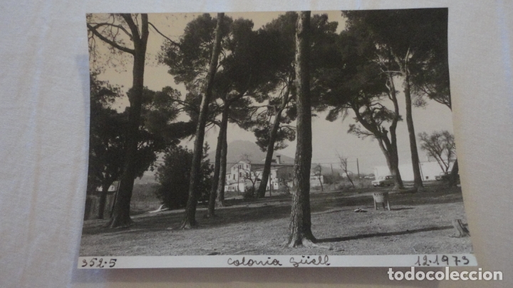 Fotograf&iacute;a antigua: ANTIGUA FOTOGRAFIA. COLONIA GUELL .BARCELONA 1973