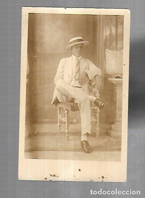 Fotograf&iacute;a antigua: ANTIGUA FOTOGRAFIA DE ESTUDIO DE UN JOVEN CUBANO. 9 X 14CM