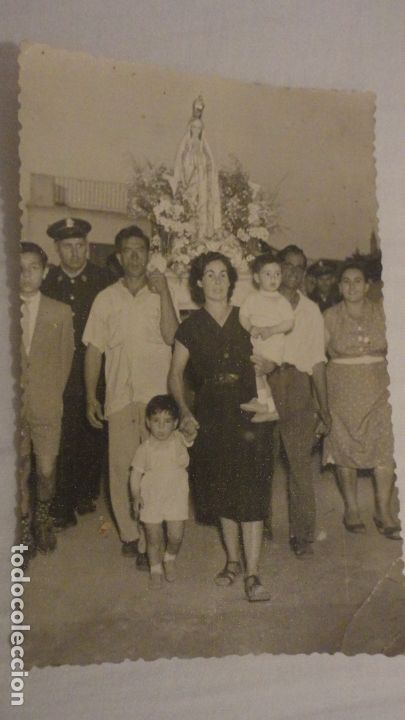 Fotograf&iacute;a antigua: ANTIGUA FOTOGRAFIA.VIRGEN DE FATIMA? EN PROCESION.A&Ntilde;OS 50?