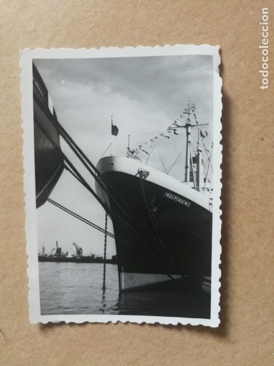 Alte Fotografie: Fotograf&iacute;a antigua. Puerto de barcelona. Barco independence. Foto a&ntilde;o 1952. Foto.