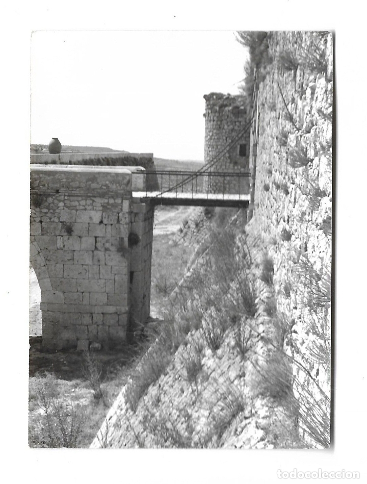 Alte Fotografie: ANTIGUA FOTOGRAFIA. 1966. CHINCHON. MADRID. 7 X 10CM