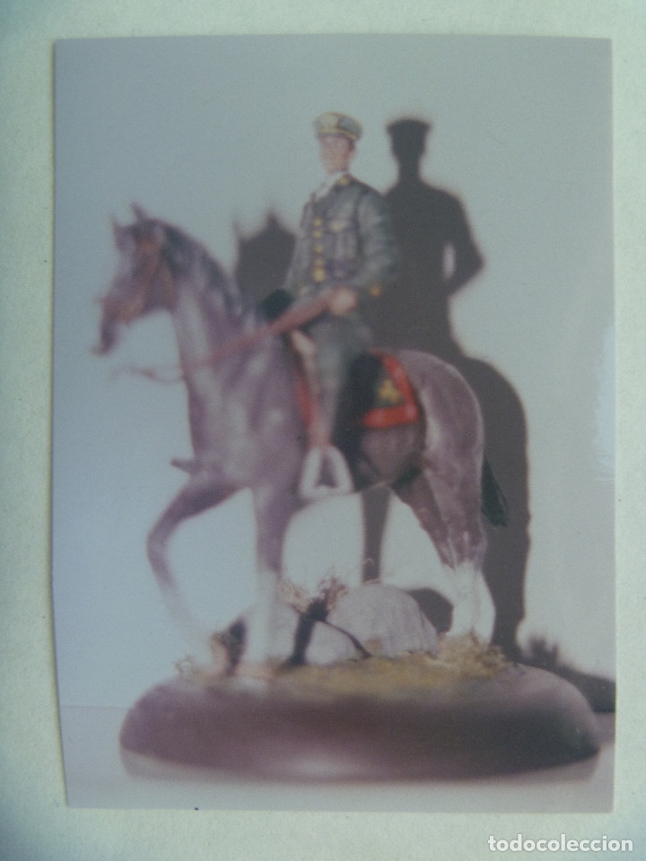 Photographie ancienne: FOTO DE UN SOLDADITO DE PLOMO : MILITAR DE CABALLERIA DEL EJERCITO ESPA&Ntilde;OL A CABALLO