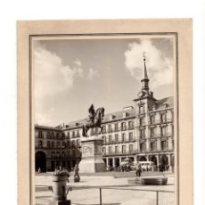 Fotografía antigua: MADRID.- PLAZA MAYOR 1958. COMERCIAL COLOMBIANA. S.A. FELICITACIÓN DE NAVIDAD. 14,5X19,5.
