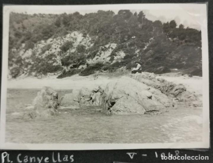 Antique Photography: ANTIGUA FOTOGRAFIA PLAYA - PLATJA CANYELLAS - PESCADOR - 1948 - 8,5 X 6 CM APROX - TC-16