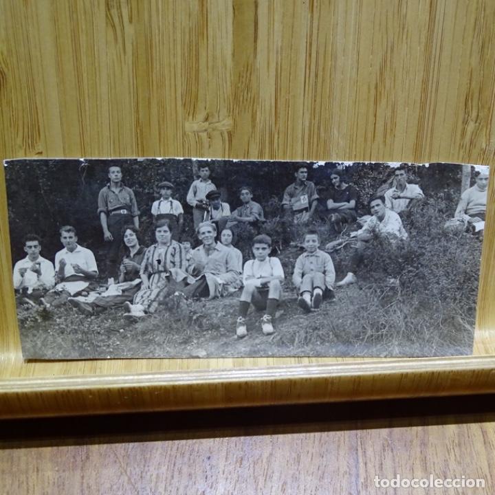 Fotograf&iacute;a antigua: Antigua fotograf&iacute;a-postal recortada de principio siglo xx.catell de arampru&ntilde;a.