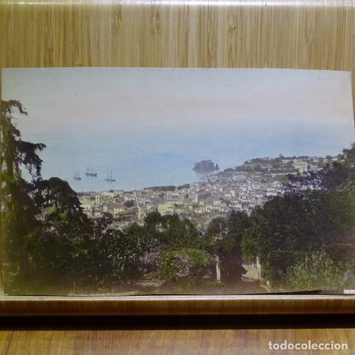 Fotograf&iacute;a antigua: Fotograf&iacute;a antigua en color de ciudad desconocida.