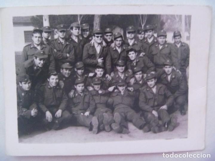 Fotograf&iacute;a antigua: EJERCITO DEL AIRE : FOTO DE MILITARES DE AVIACION POSANDO
